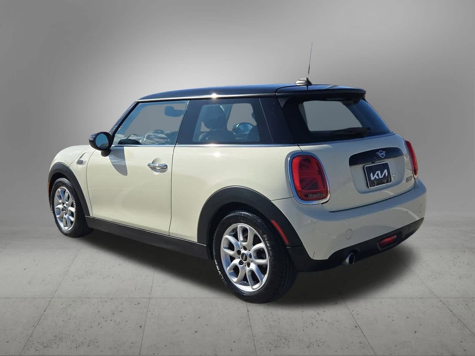Thumbnail: 2020 MINI Cooper Hardtop - 4