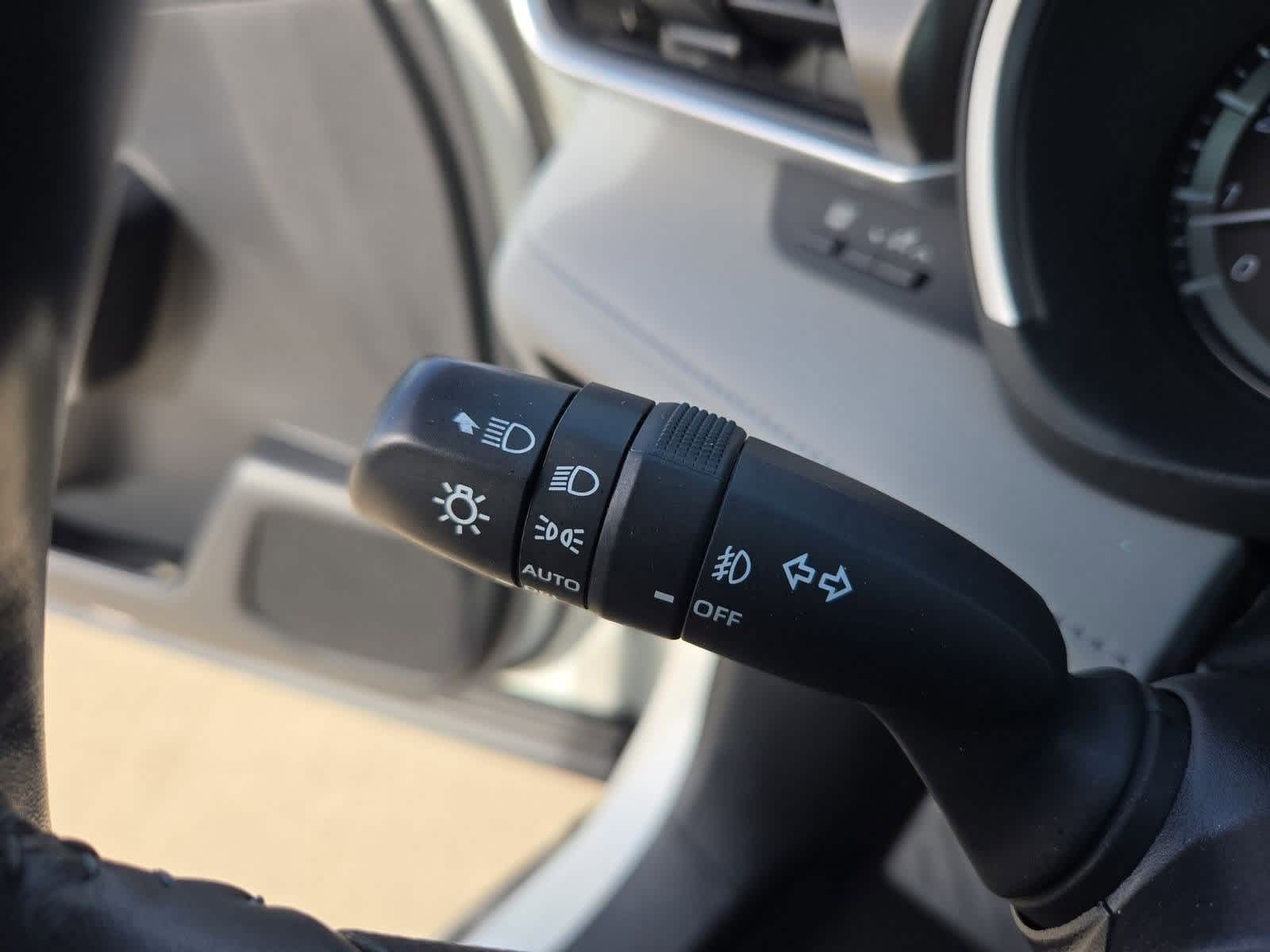 Thumbnail: 2021 Toyota Highlander - 27