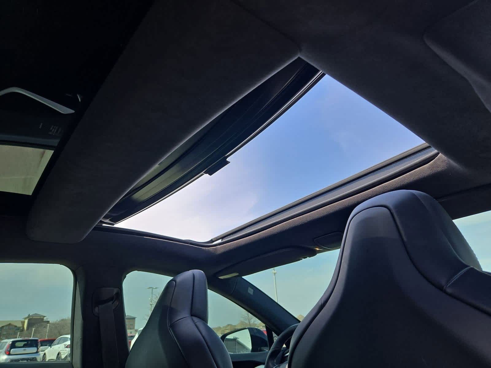 Thumbnail: 2018 Tesla Model S - 20