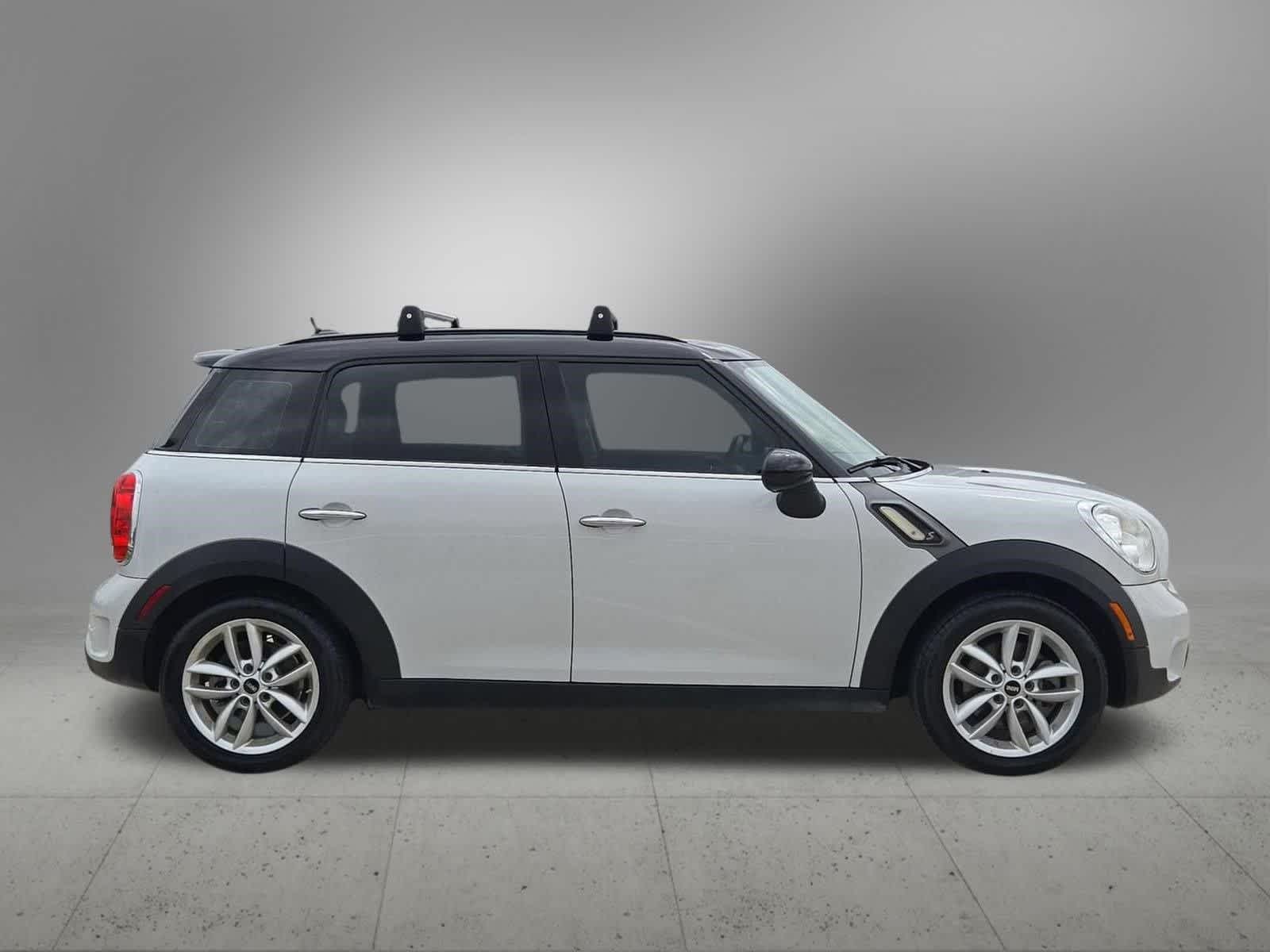 Thumbnail: 2014 MINI Cooper Countryman - 7
