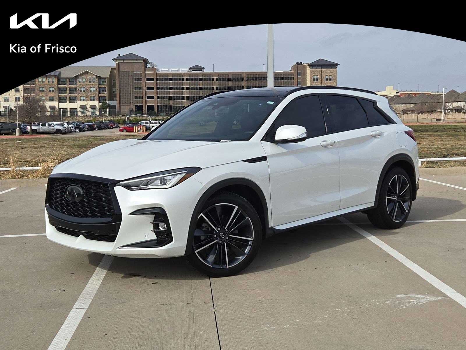 Thumbnail: 2025 INFINITI QX50 - 1