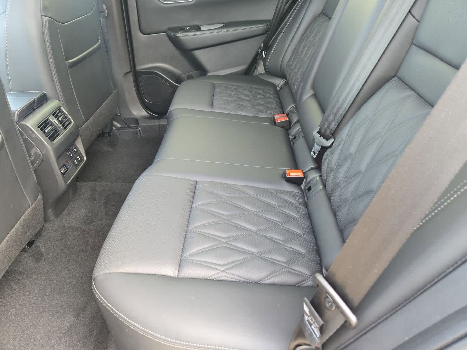 Thumbnail: 2024 Nissan Rogue - 19