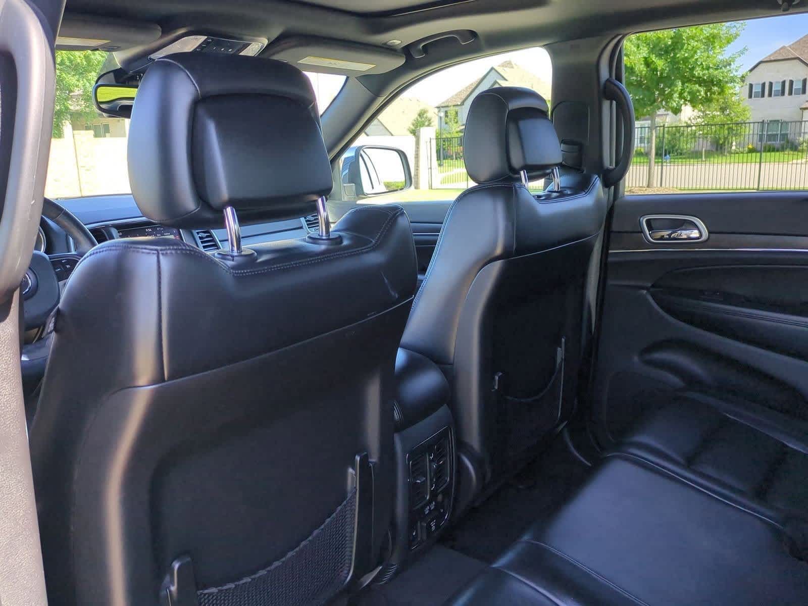 Thumbnail: 2018 Jeep Grand Cherokee - 18