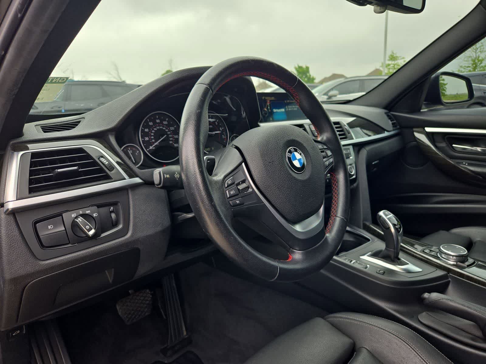 Thumbnail: 2016 BMW 3 Series - 2