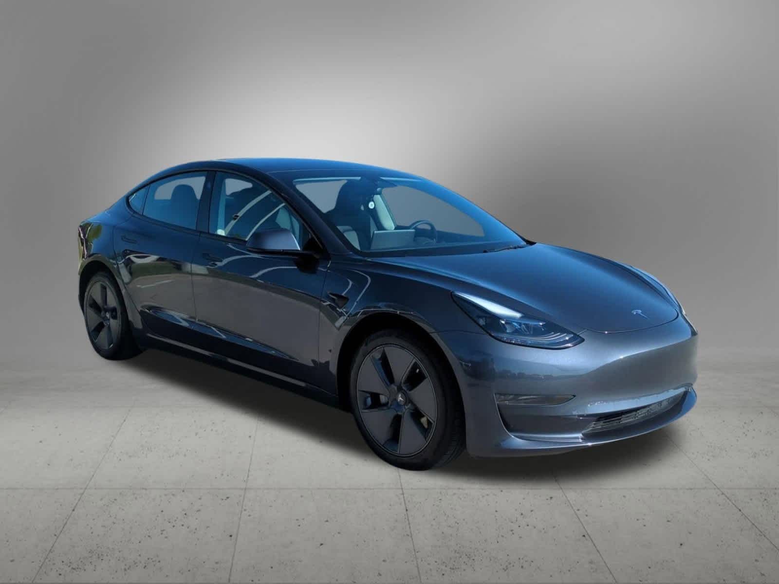 Thumbnail: 2023 Tesla Model 3 - 8