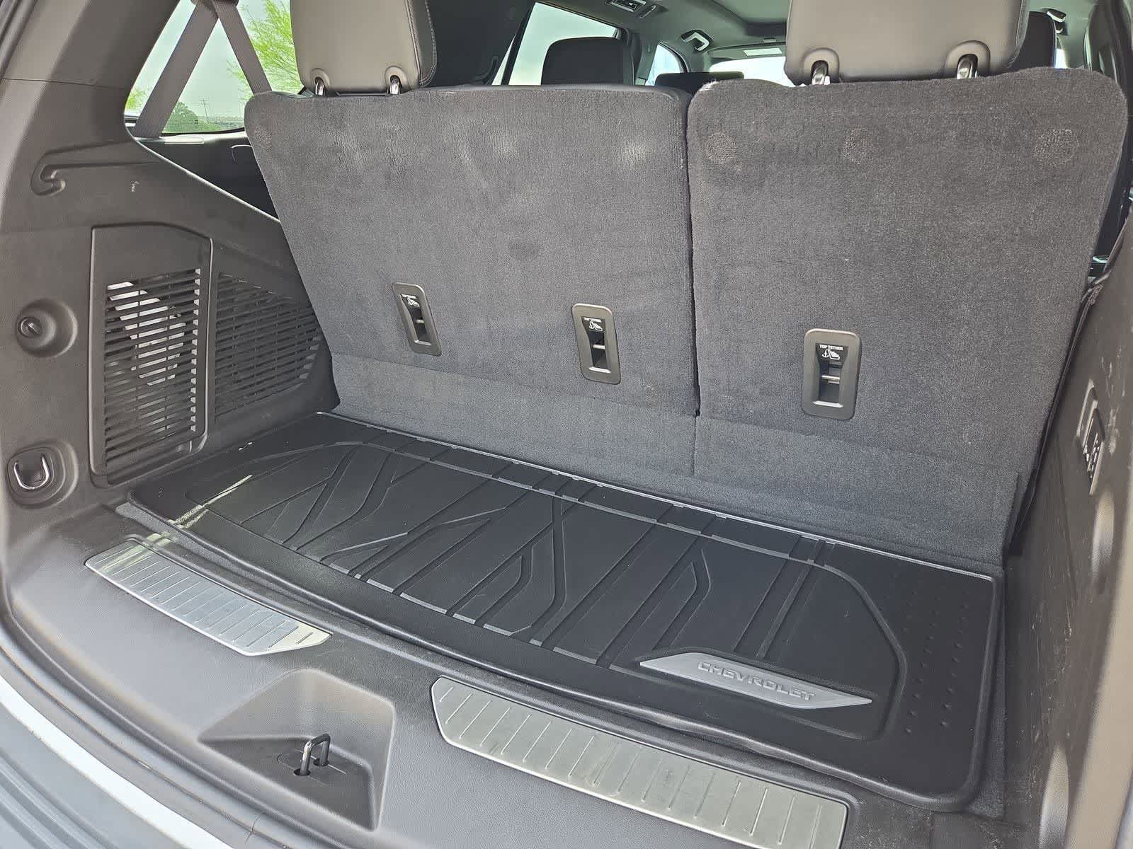 Thumbnail: 2021 Chevrolet Tahoe - 34