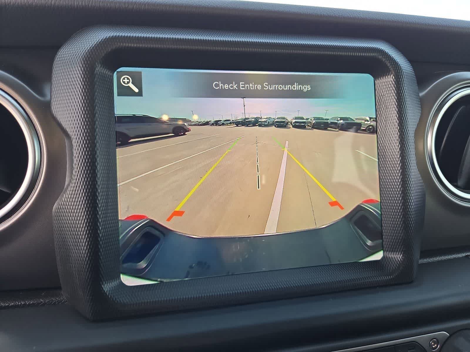 Thumbnail: 2023 Jeep Gladiator - 27