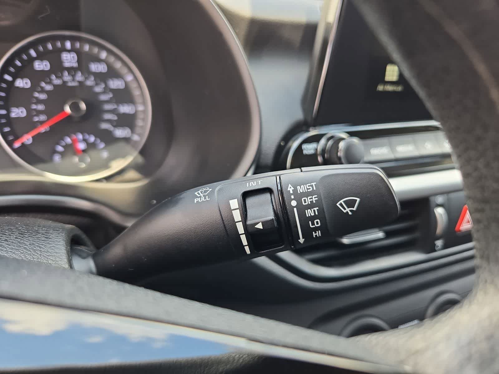 Thumbnail: 2021 Kia Forte - 25