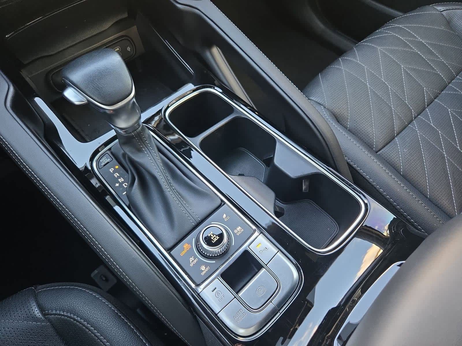 Thumbnail: 2024 Kia Telluride - 32