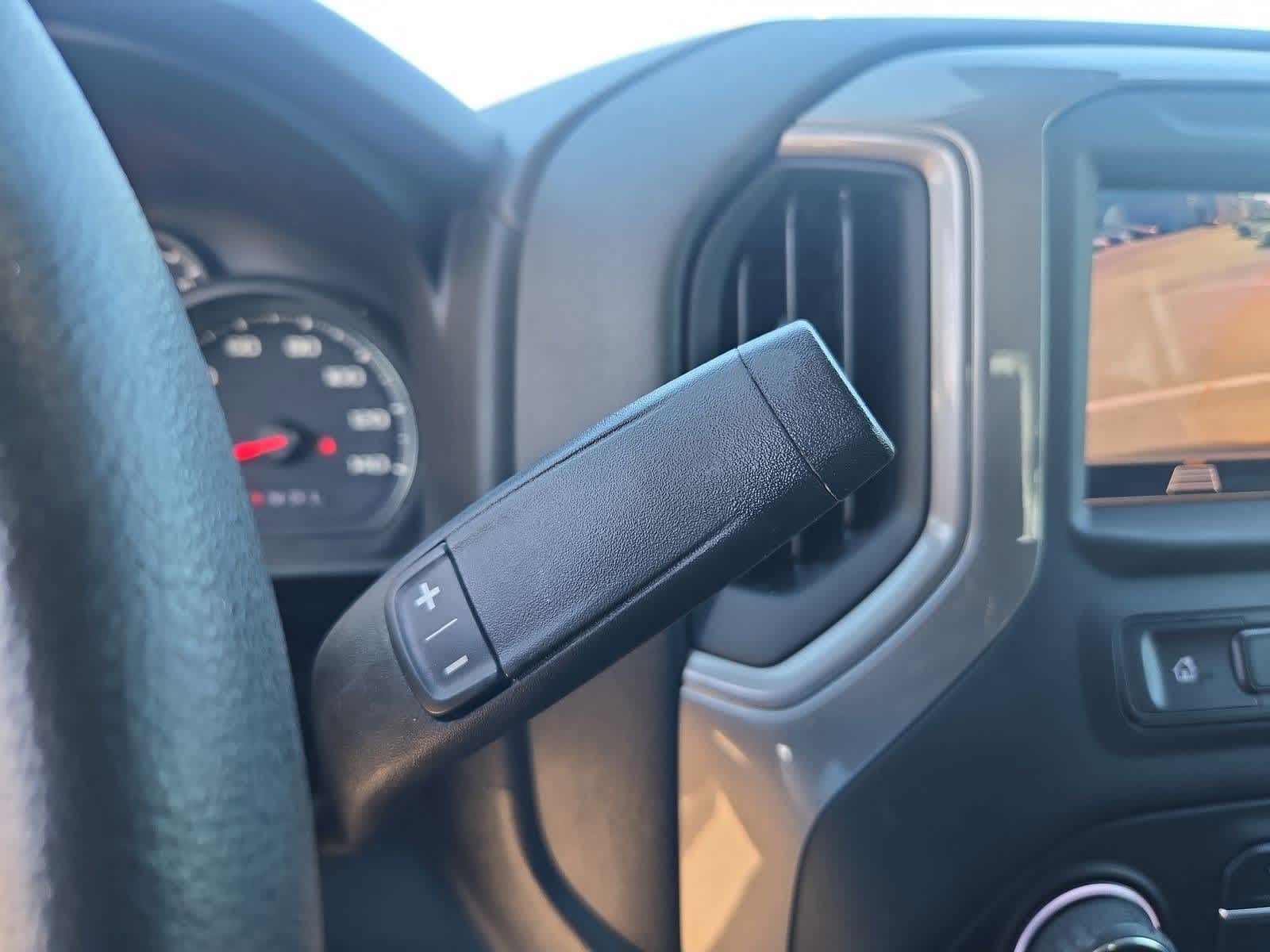 Thumbnail: 2022 Chevrolet Silverado 1500 - 28