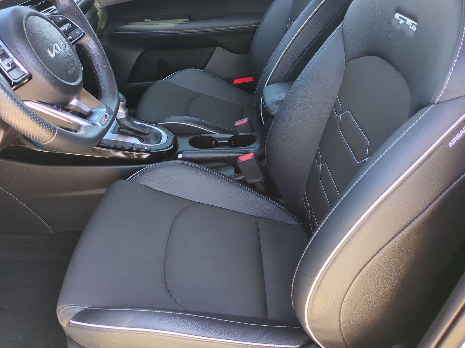 Thumbnail: 2023 Kia Forte - 16
