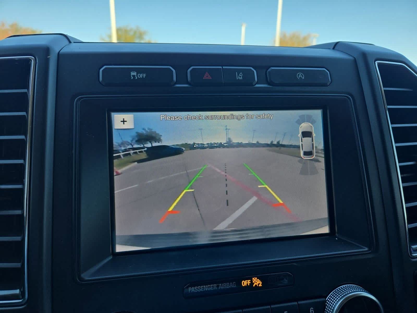 Thumbnail: 2019 Ford Expedition - 31