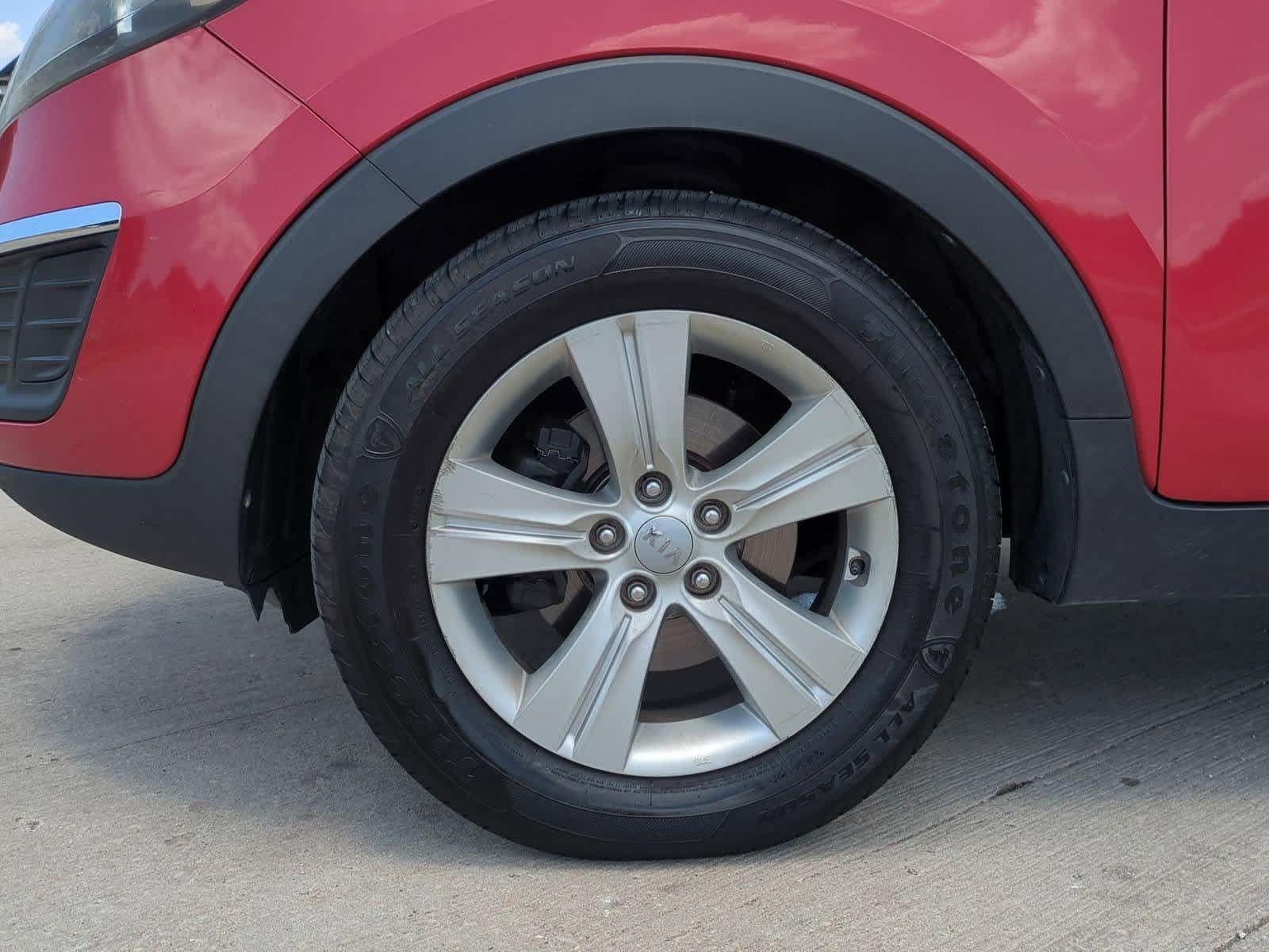 Thumbnail: 2012 Kia Sportage - 11