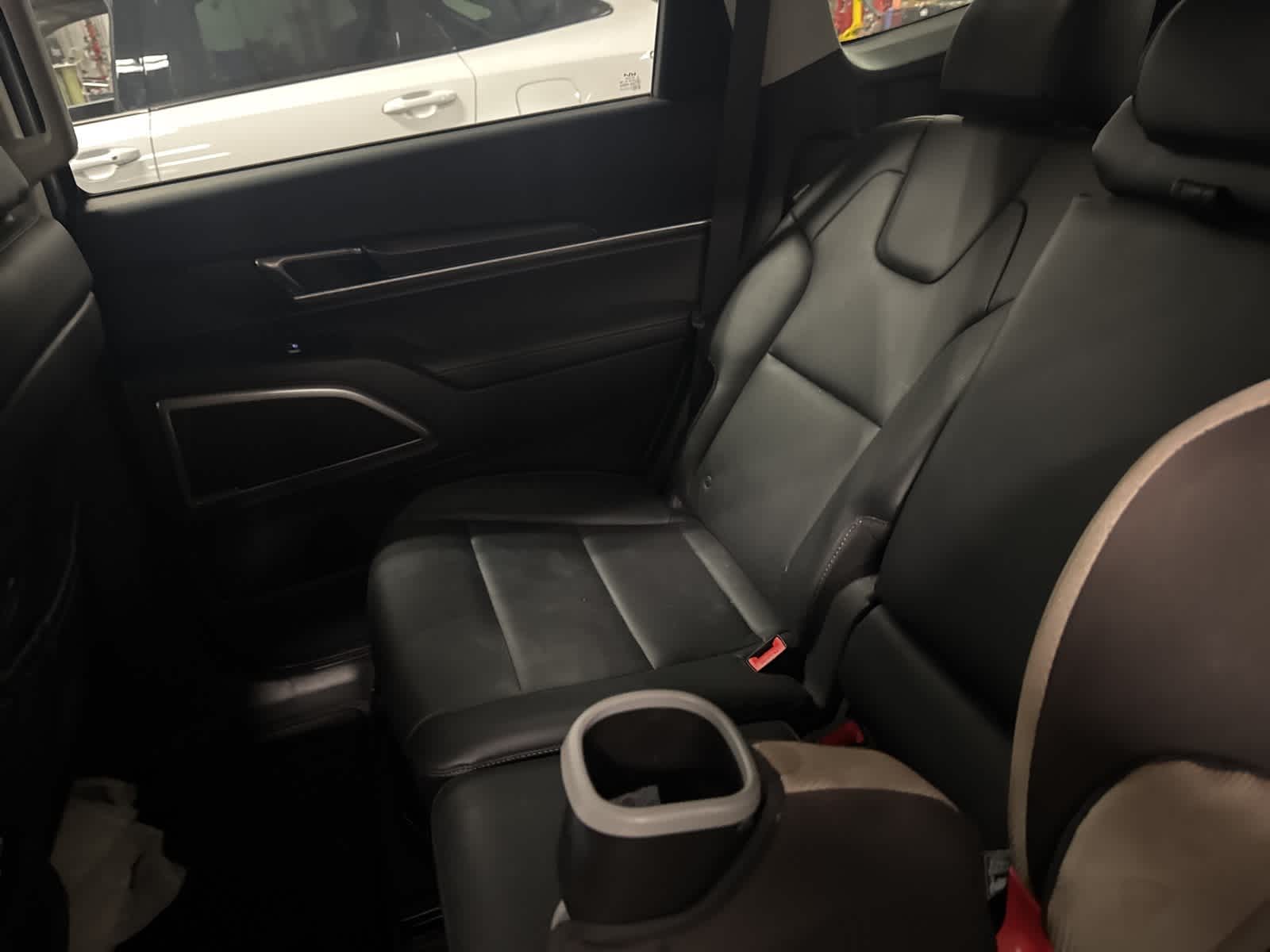 Thumbnail: 2023 Kia Telluride - 4