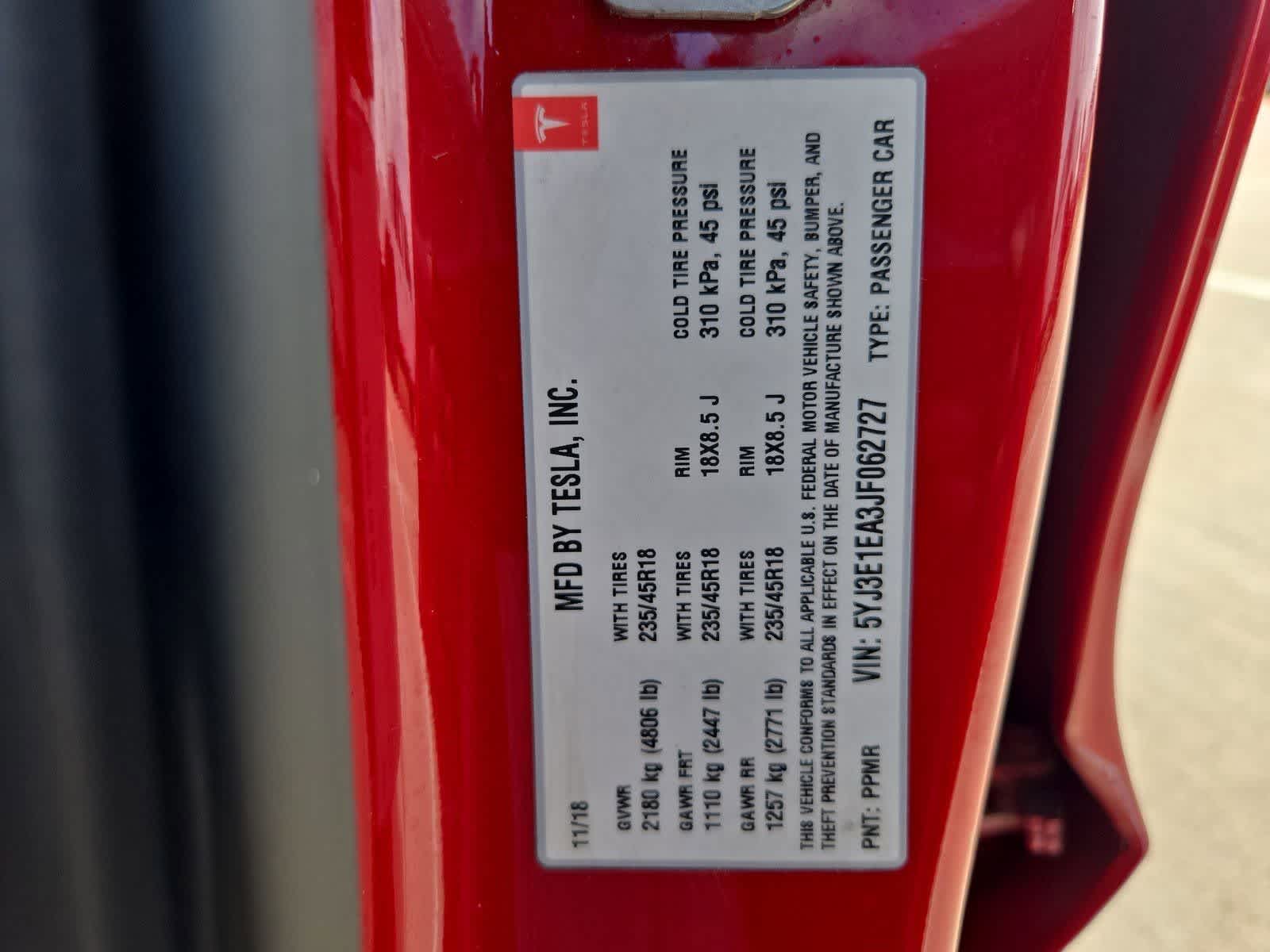 Thumbnail: 2018 Tesla Model 3 - 32