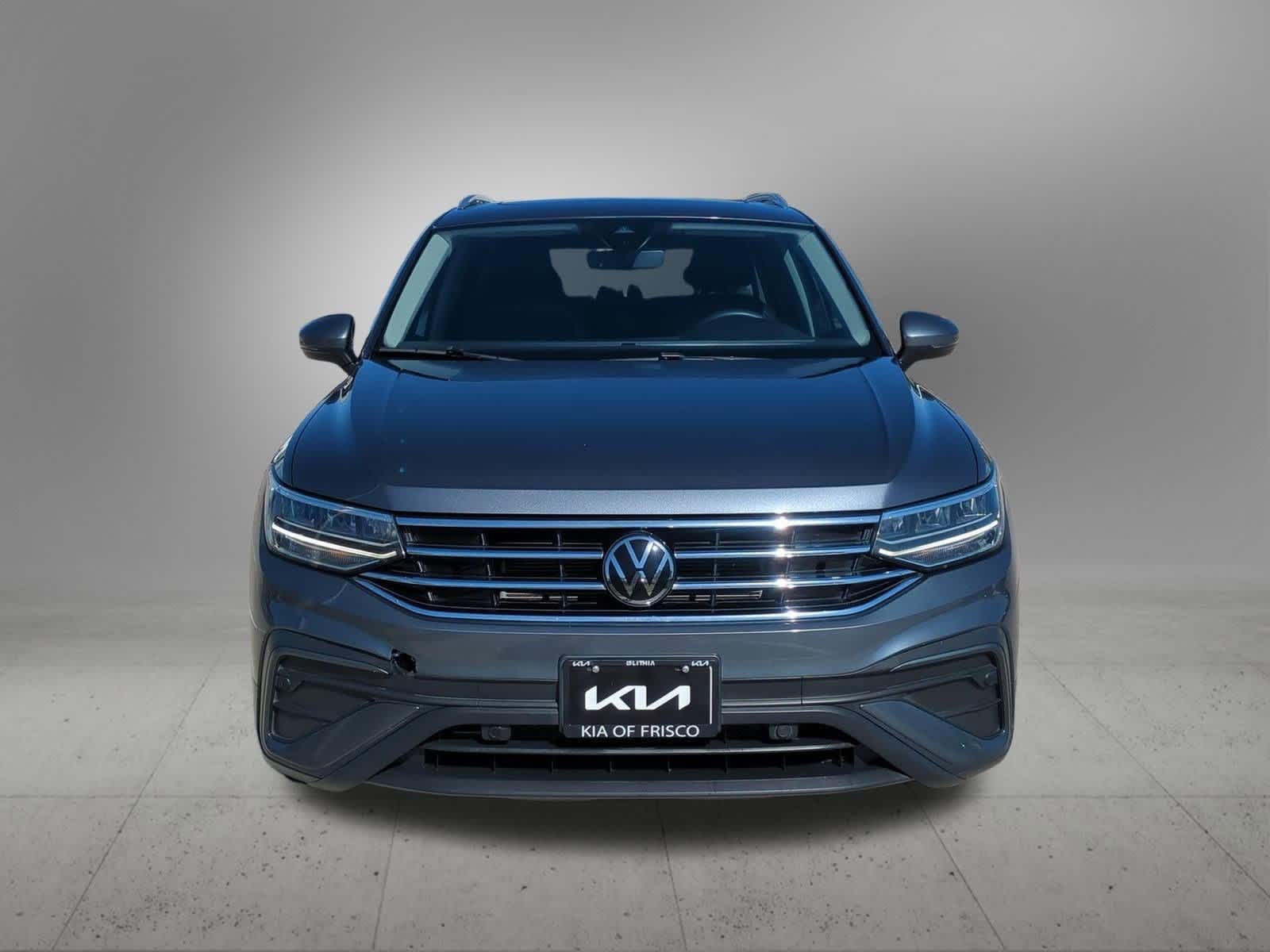 Thumbnail: 2022 Volkswagen Tiguan - 9