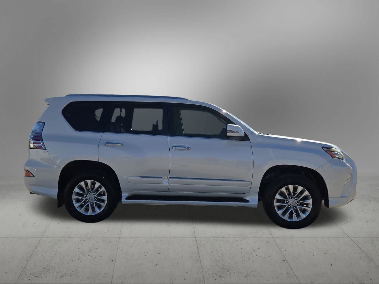 Thumbnail: 2014 Lexus GX - 7