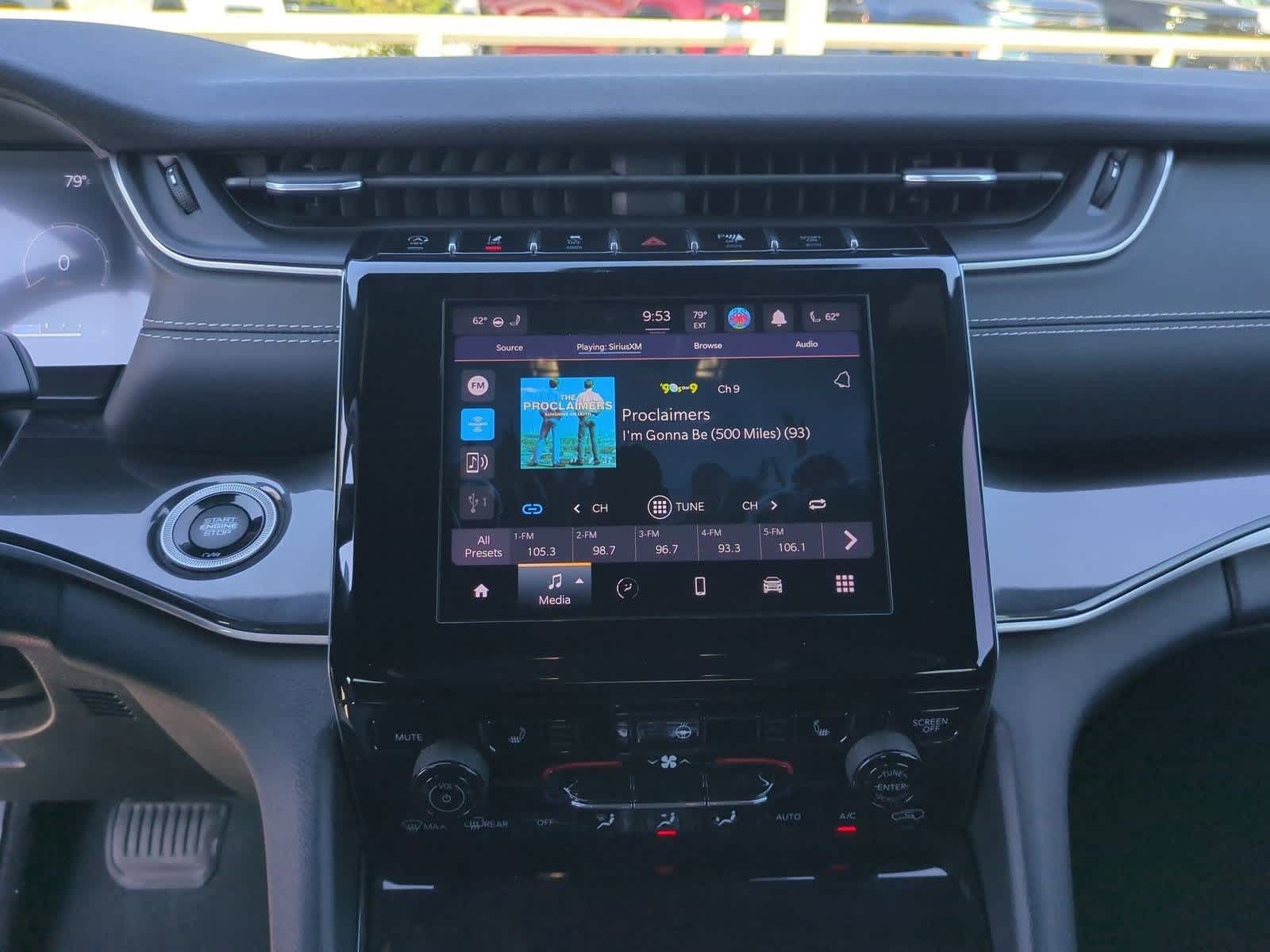 Thumbnail: 2021 Jeep Grand Cherokee L - 26