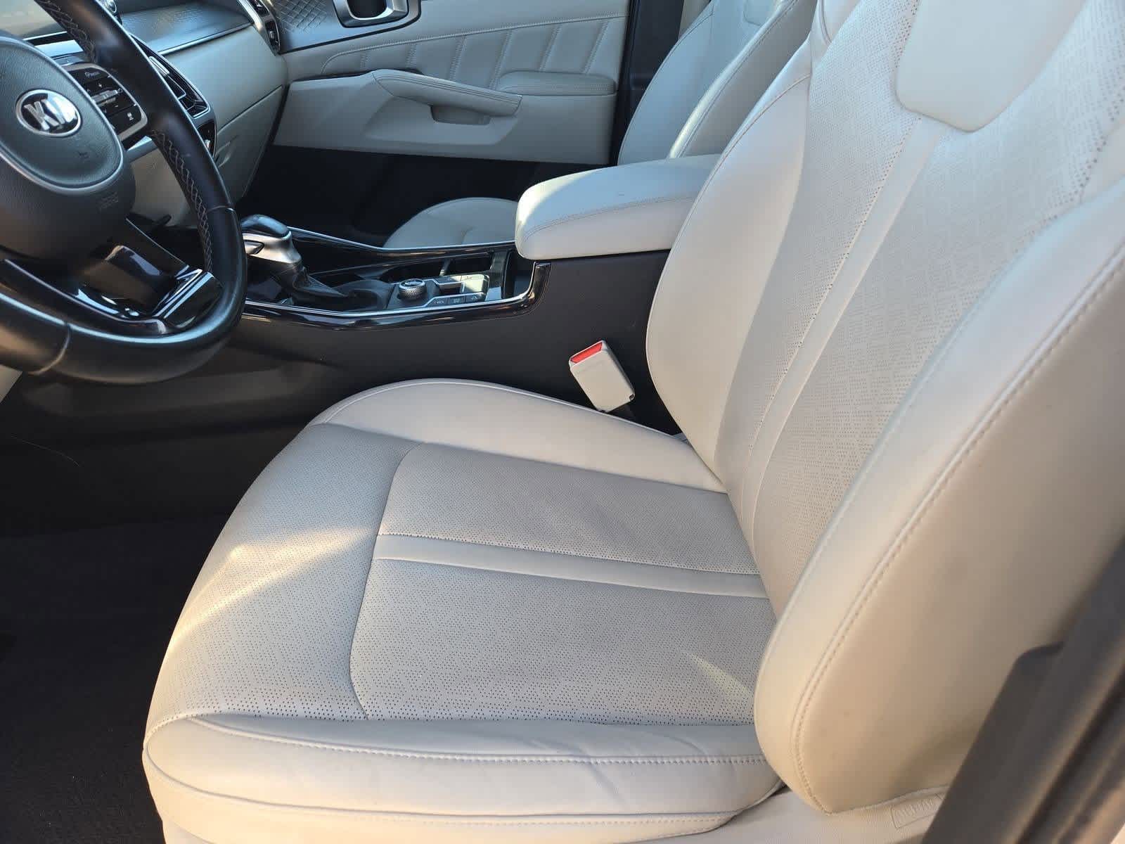 Thumbnail: 2021 Kia Sorento - 14