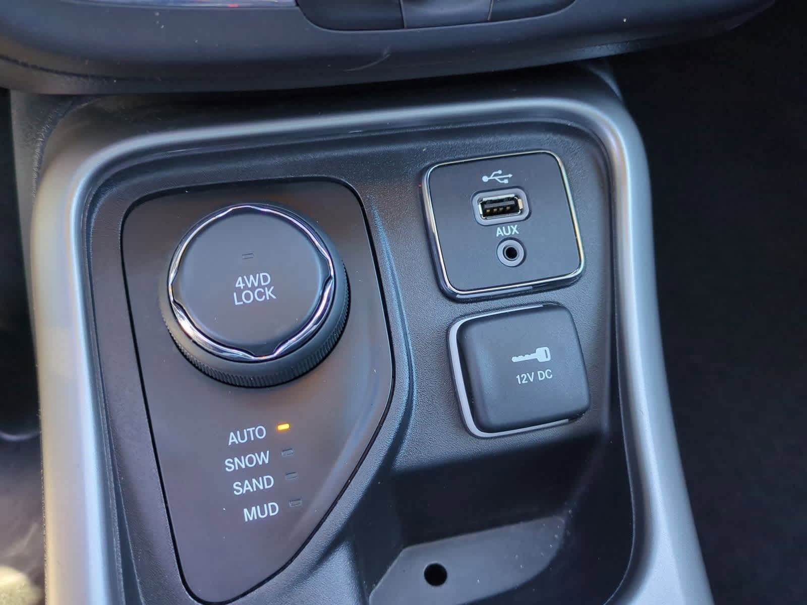 Thumbnail: 2018 Jeep Compass - 30