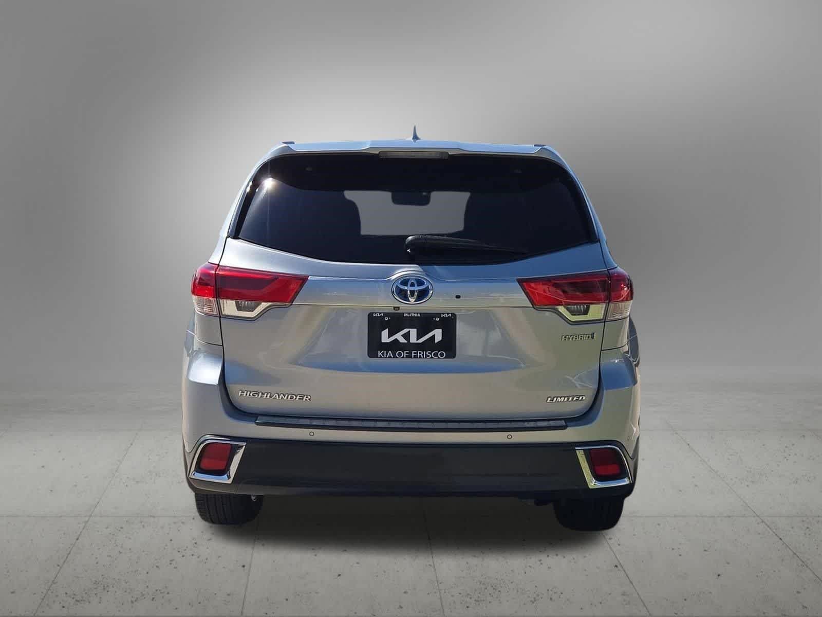 Thumbnail: 2018 Toyota Highlander - 4