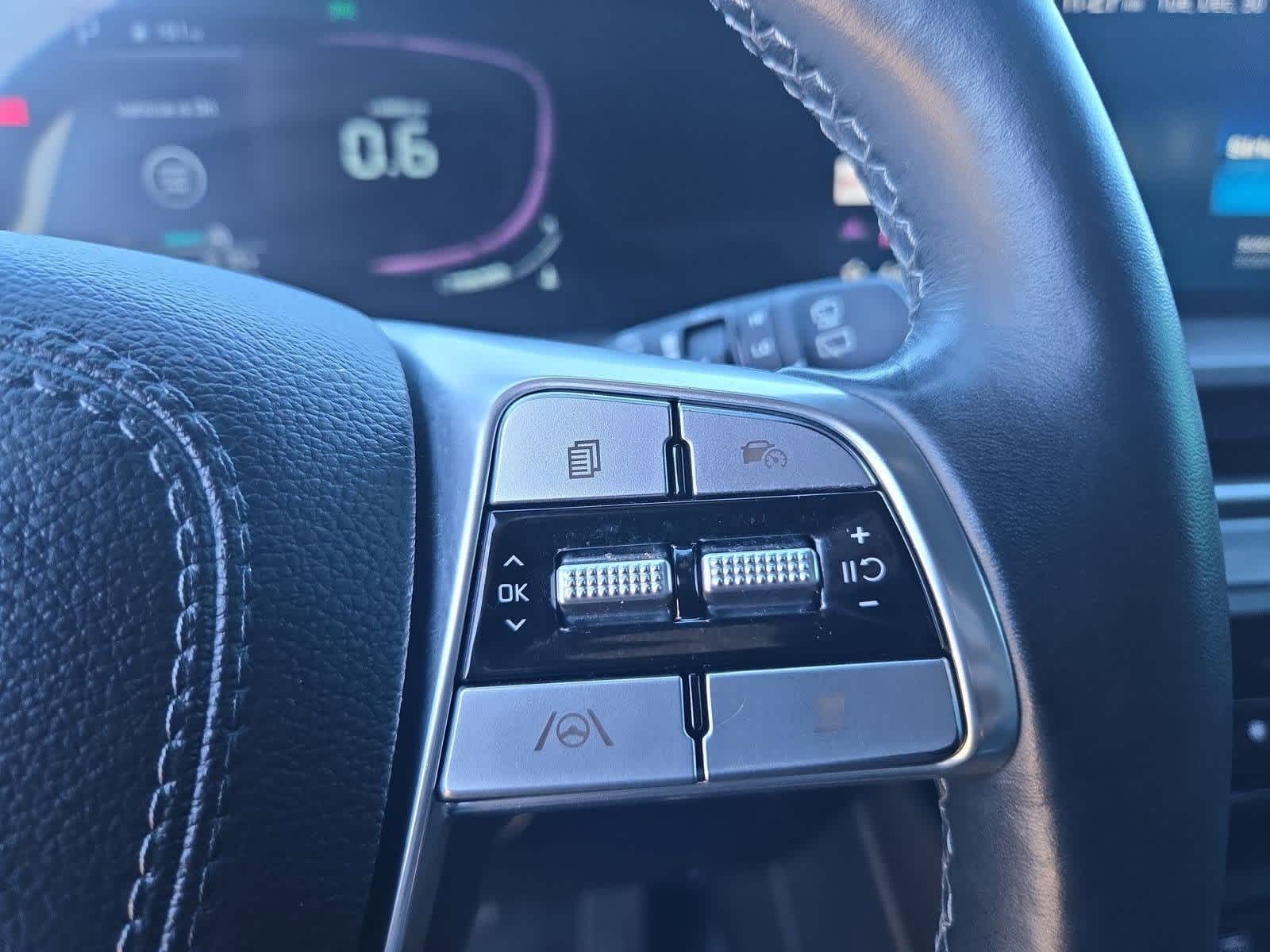 Thumbnail: 2023 Kia Telluride - 25