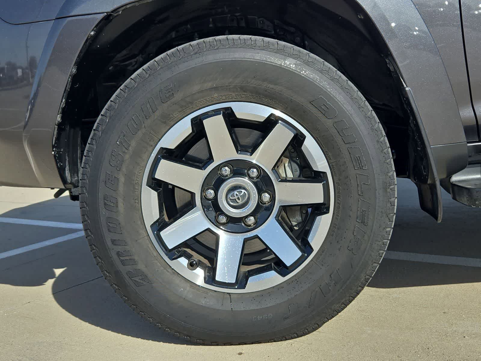 Thumbnail: 2023 Toyota 4Runner - 13