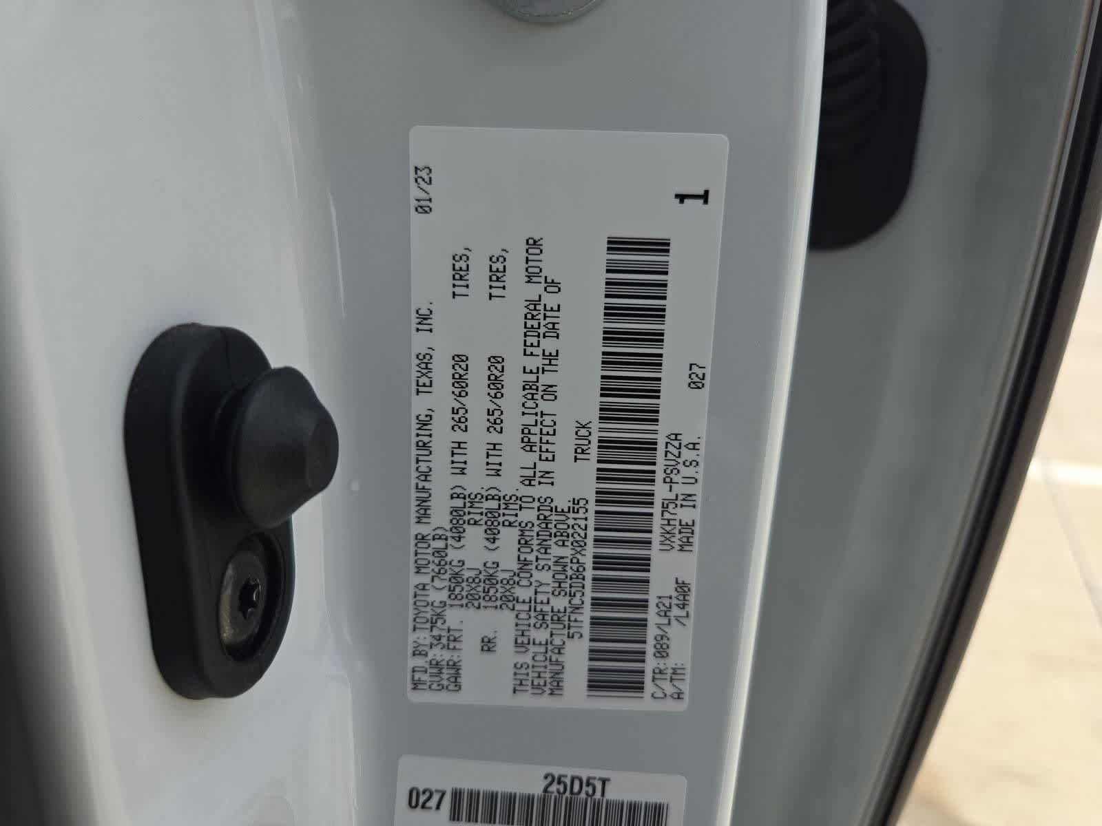 Thumbnail: 2023 Toyota Tundra - 35