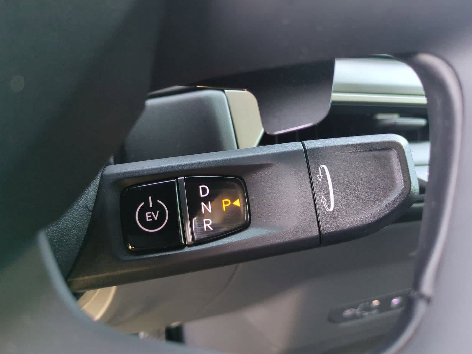 Thumbnail: 2024 Kia EV9 - 29