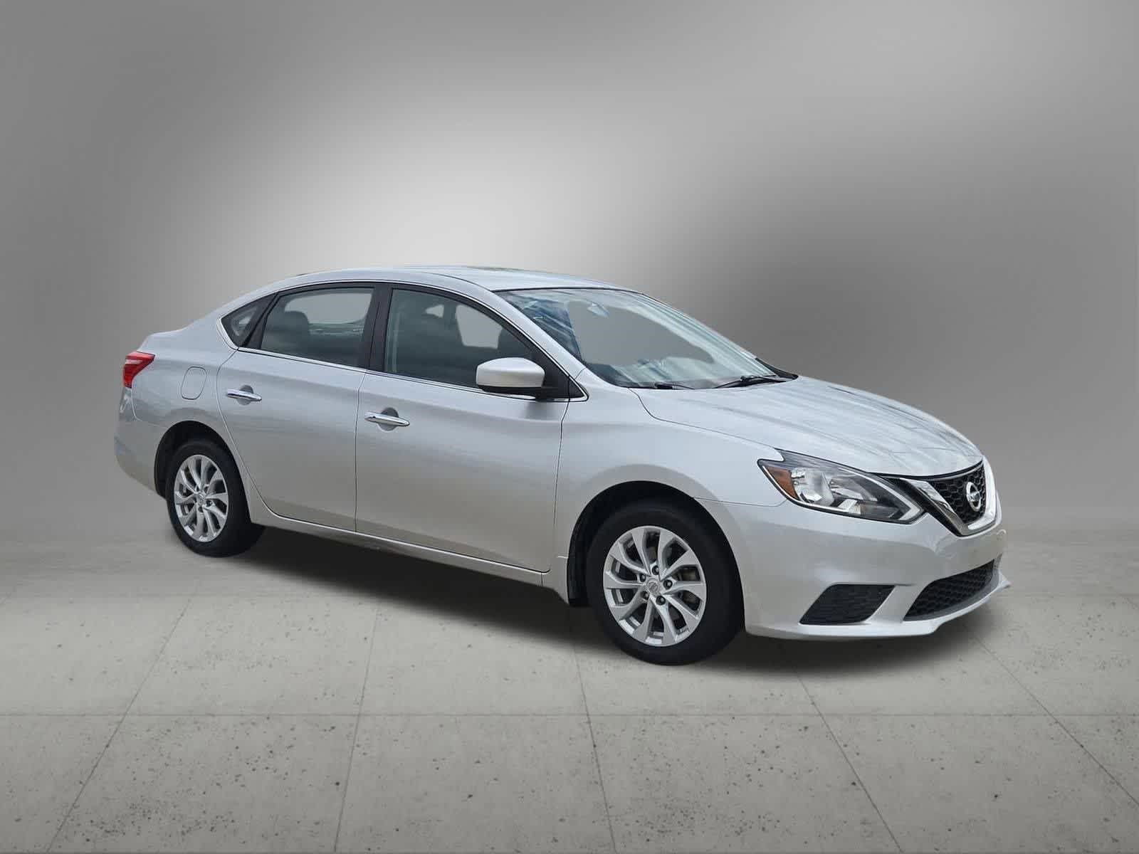 Thumbnail: 2019 Nissan Sentra - 8