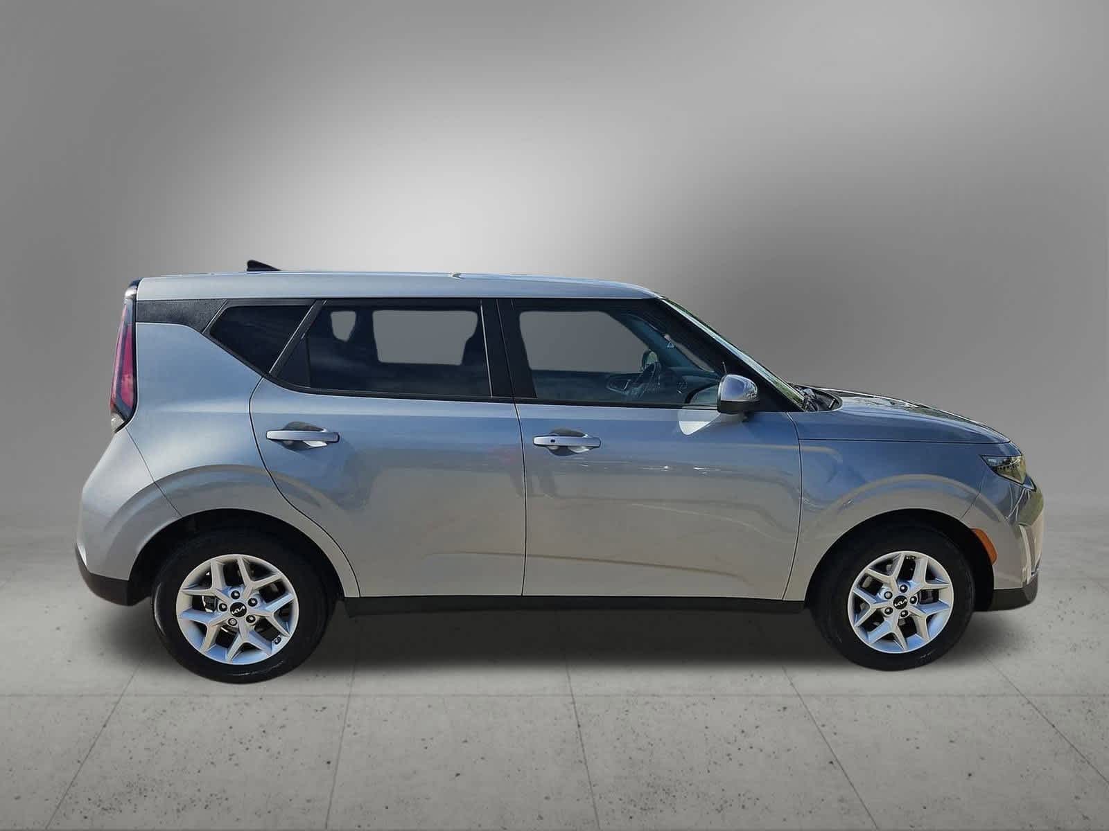 Thumbnail: 2025 Kia Soul - 7