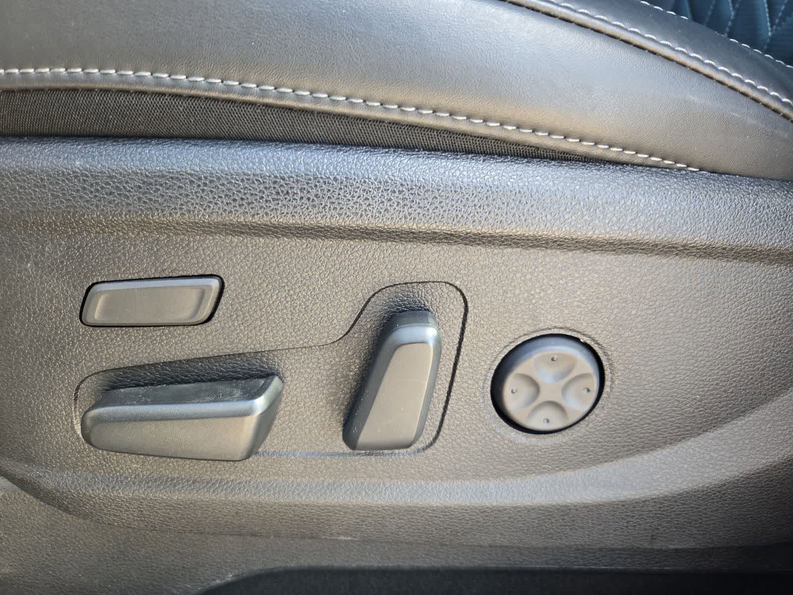 Thumbnail: 2025 Kia Telluride - 15