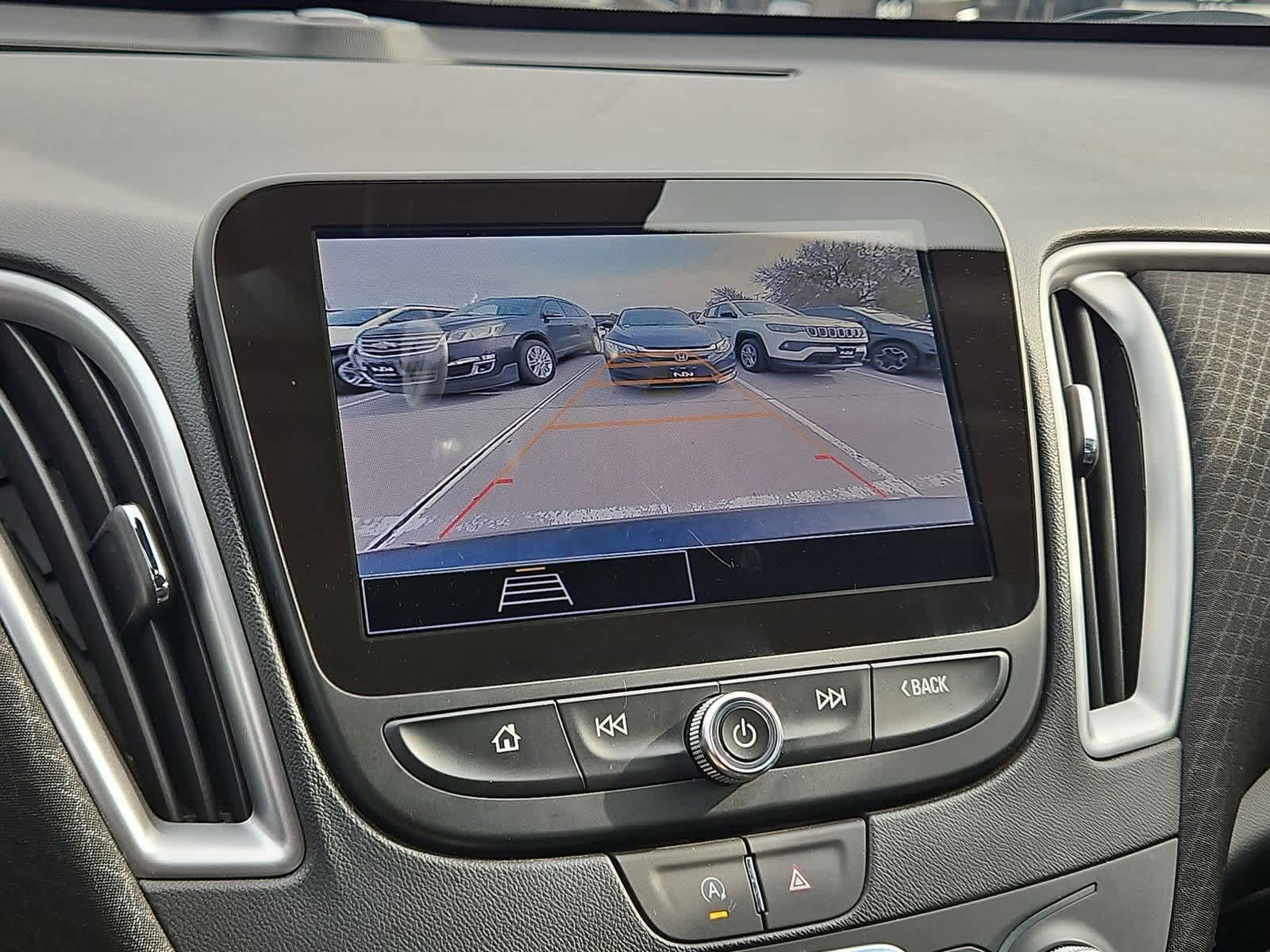 Thumbnail: 2024 Chevrolet Malibu - 28