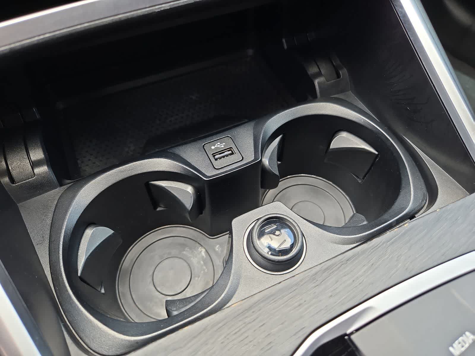 Thumbnail: 2023 BMW 3 Series - 30
