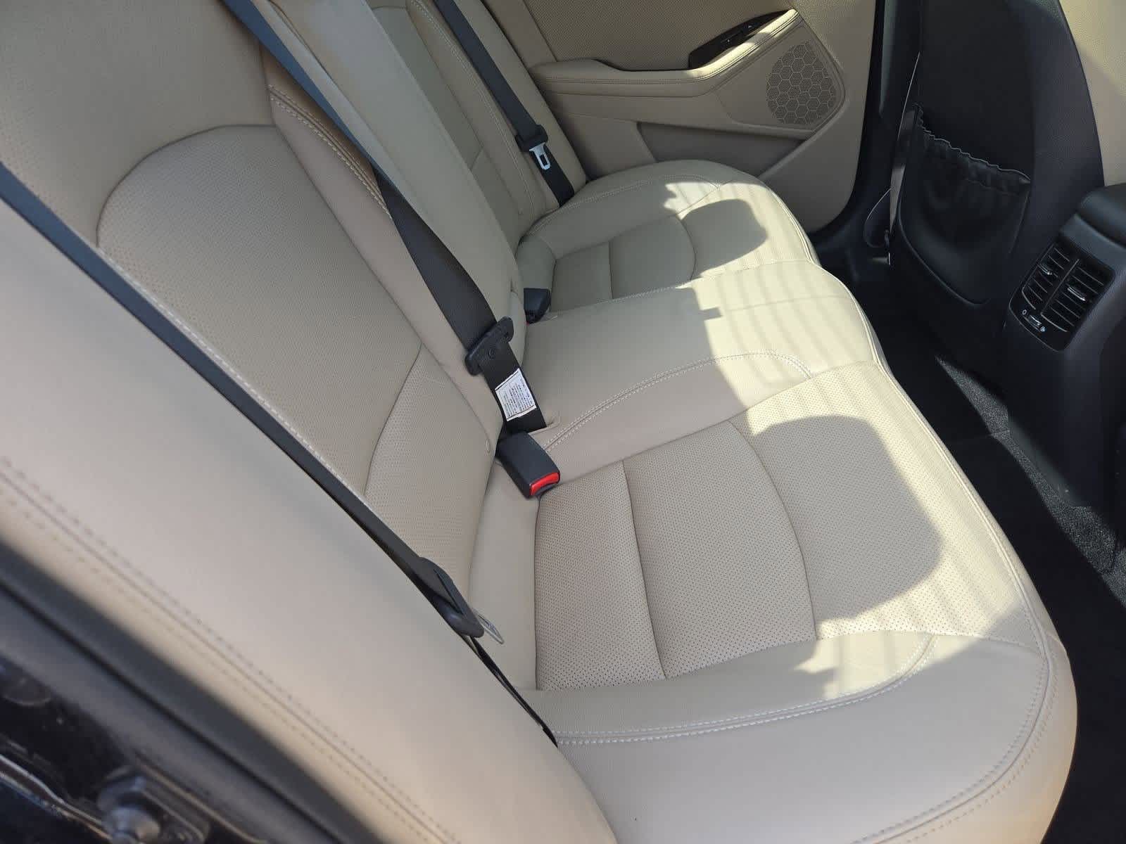 Thumbnail: 2013 Kia Optima - 20