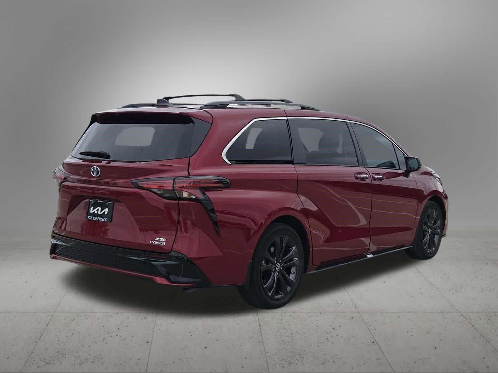 Thumbnail: 2022 Toyota Sienna - 6
