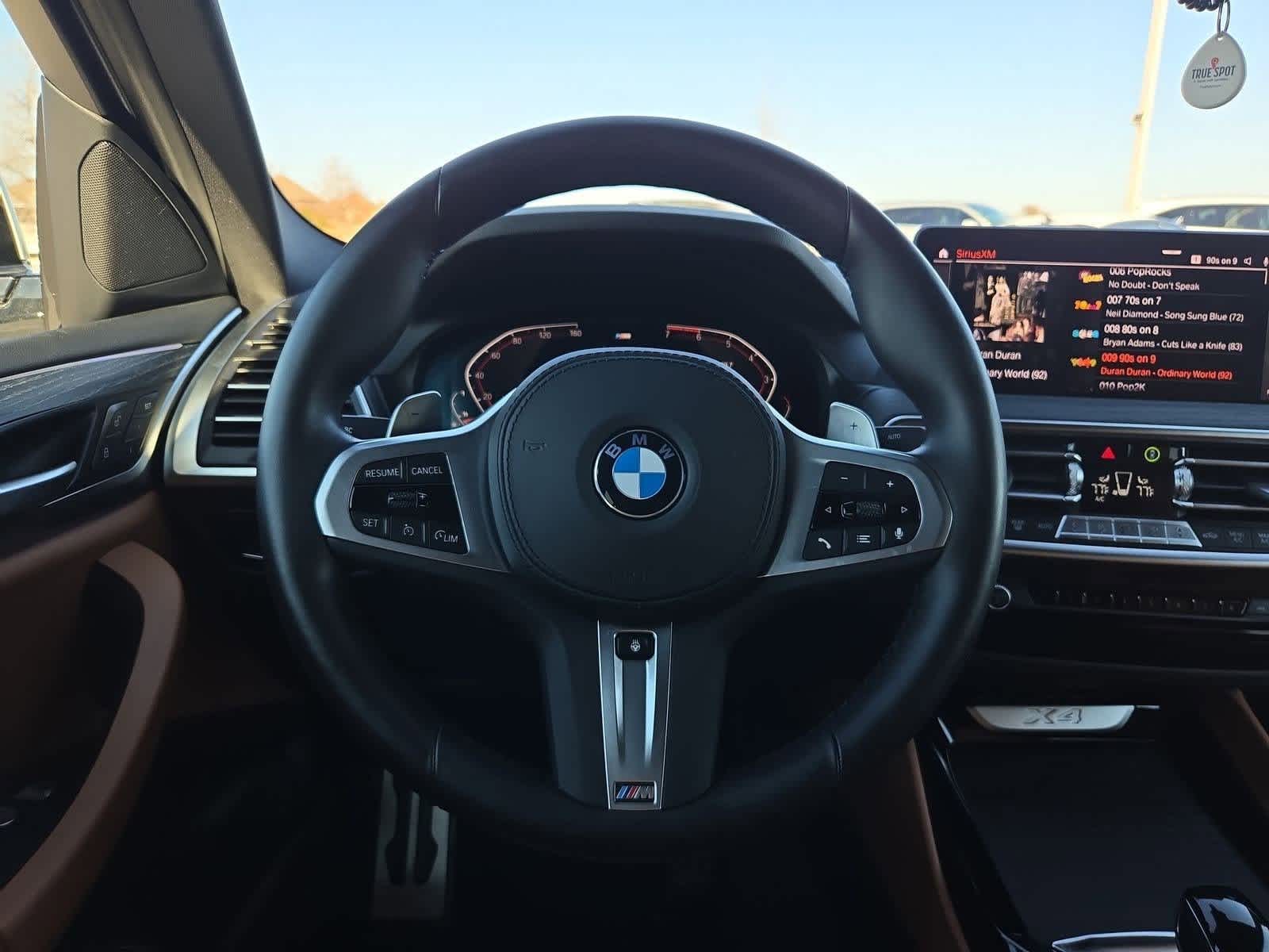 Thumbnail: 2023 BMW X4 - 23