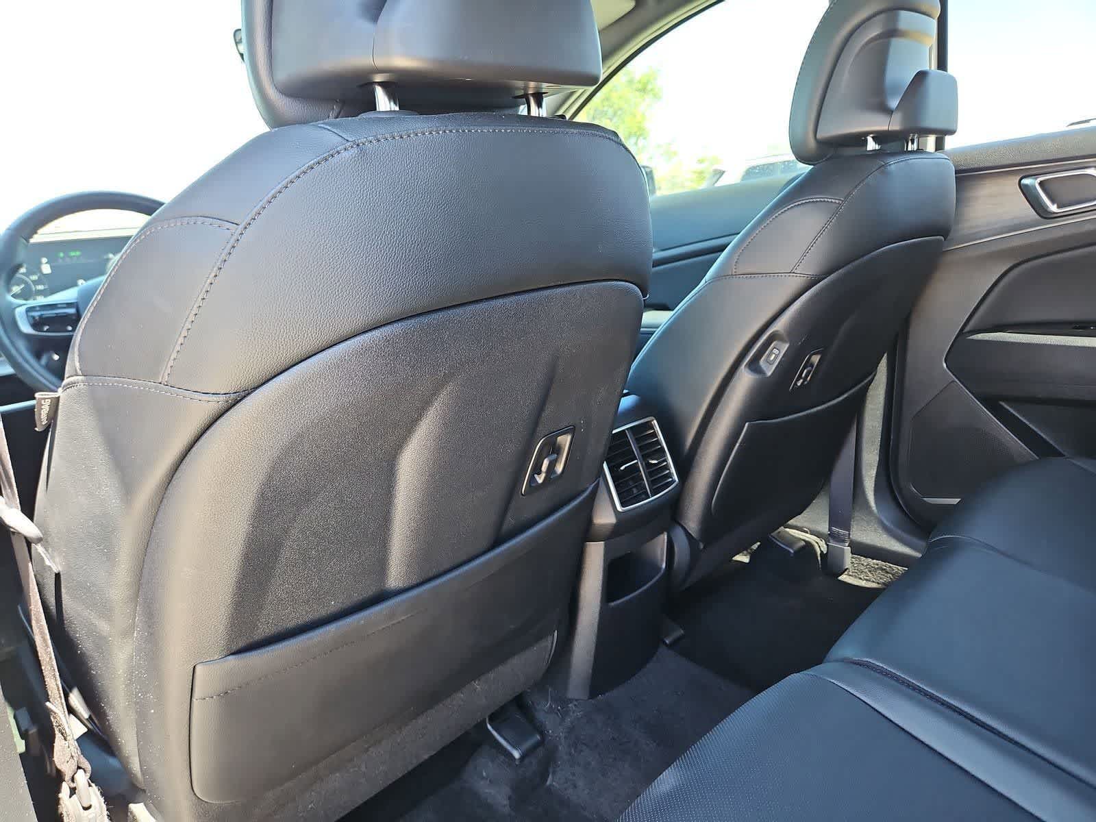 Thumbnail: 2024 Kia Sportage - 17