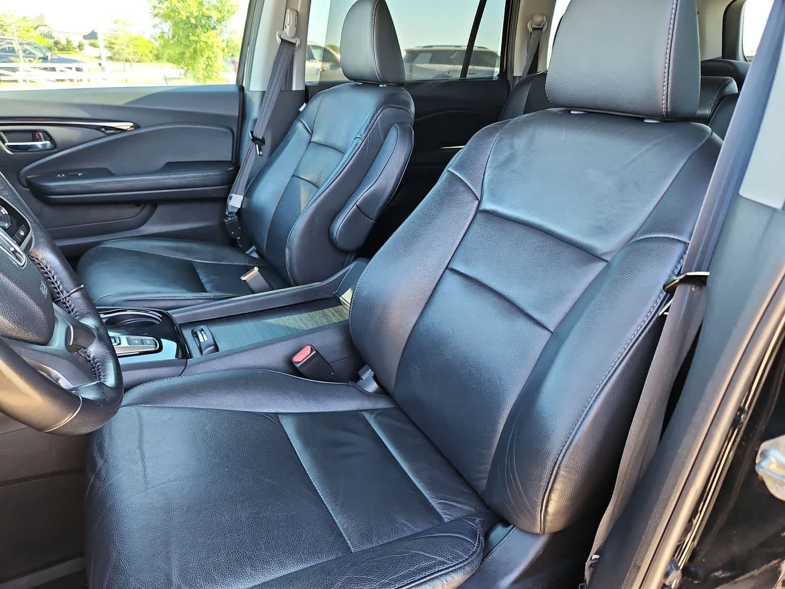 Thumbnail: 2020 Honda Pilot - 15