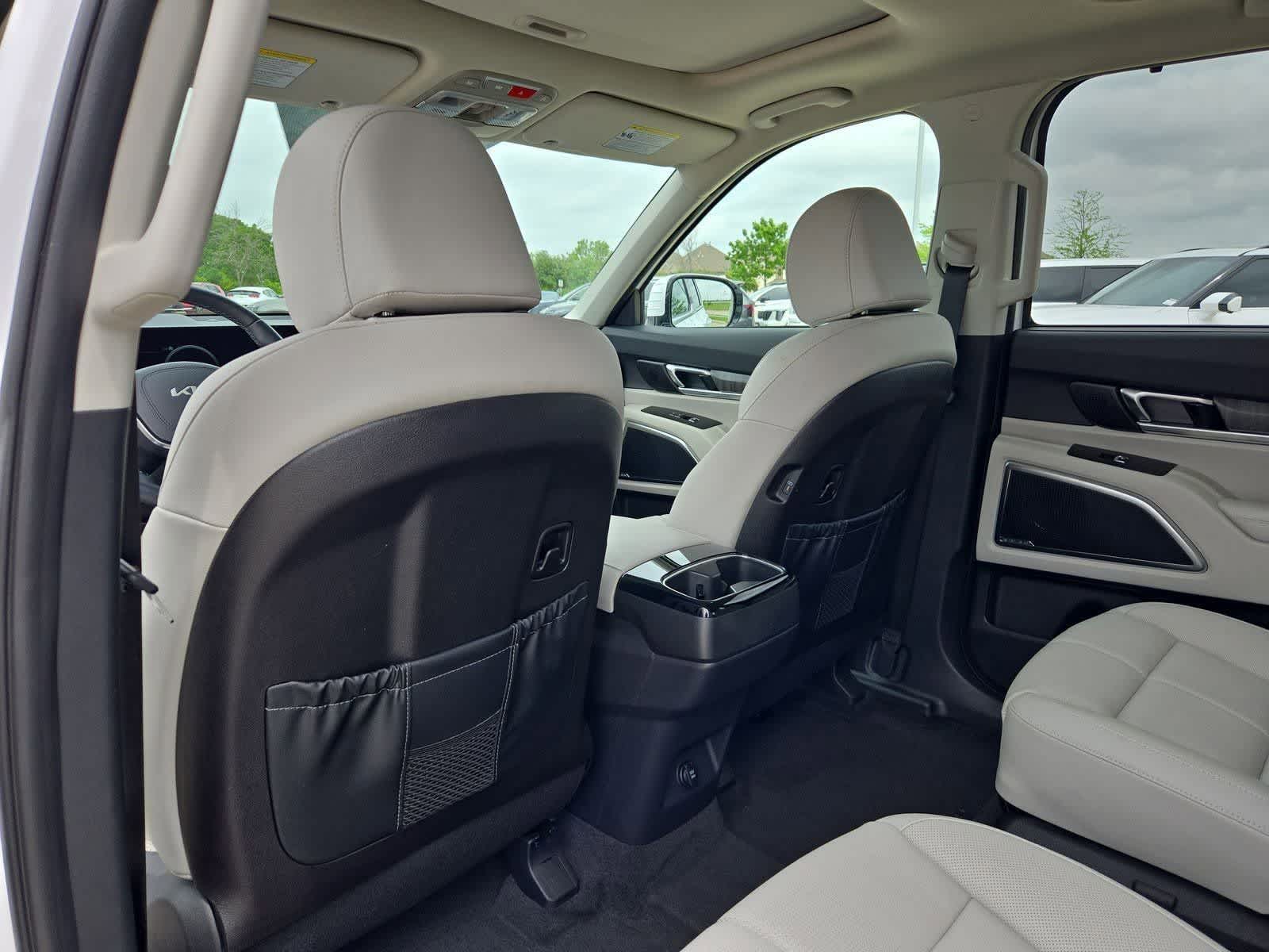 Thumbnail: 2025 Kia Telluride - 16