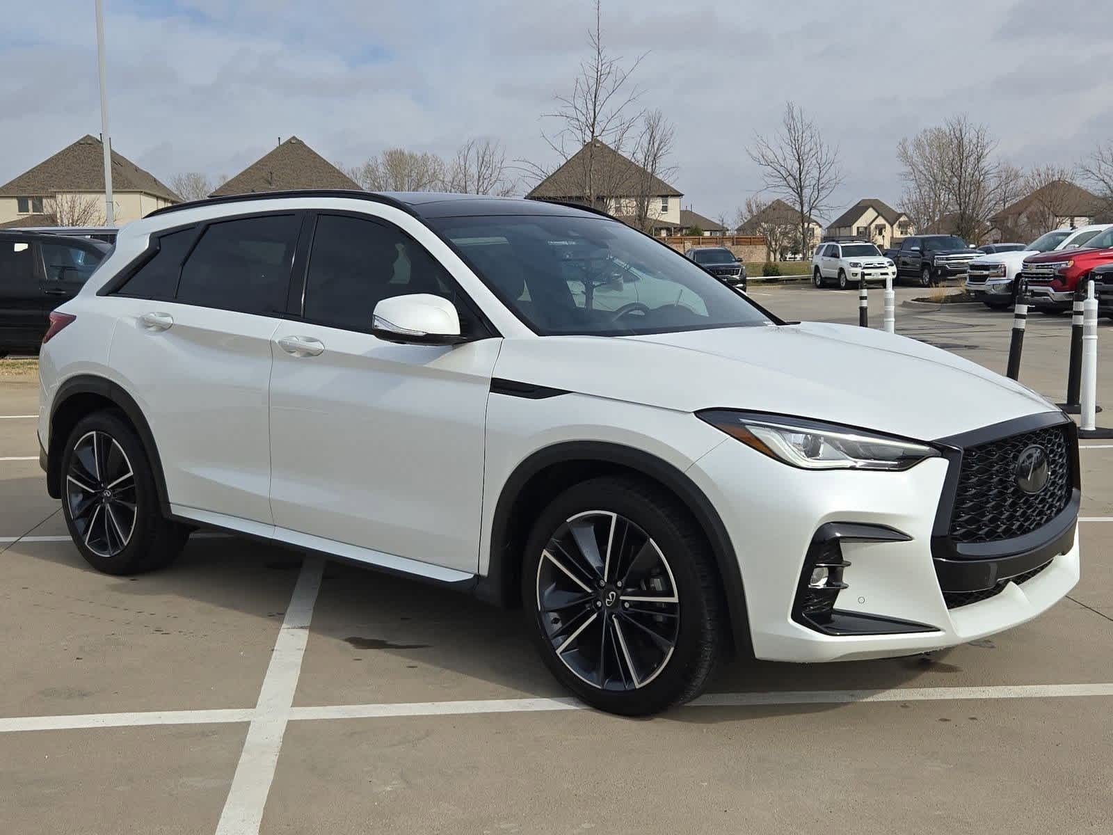 Thumbnail: 2025 INFINITI QX50 - 8