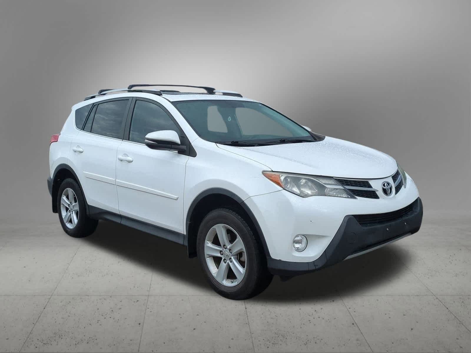 Thumbnail: 2013 Toyota RAV4 - 8