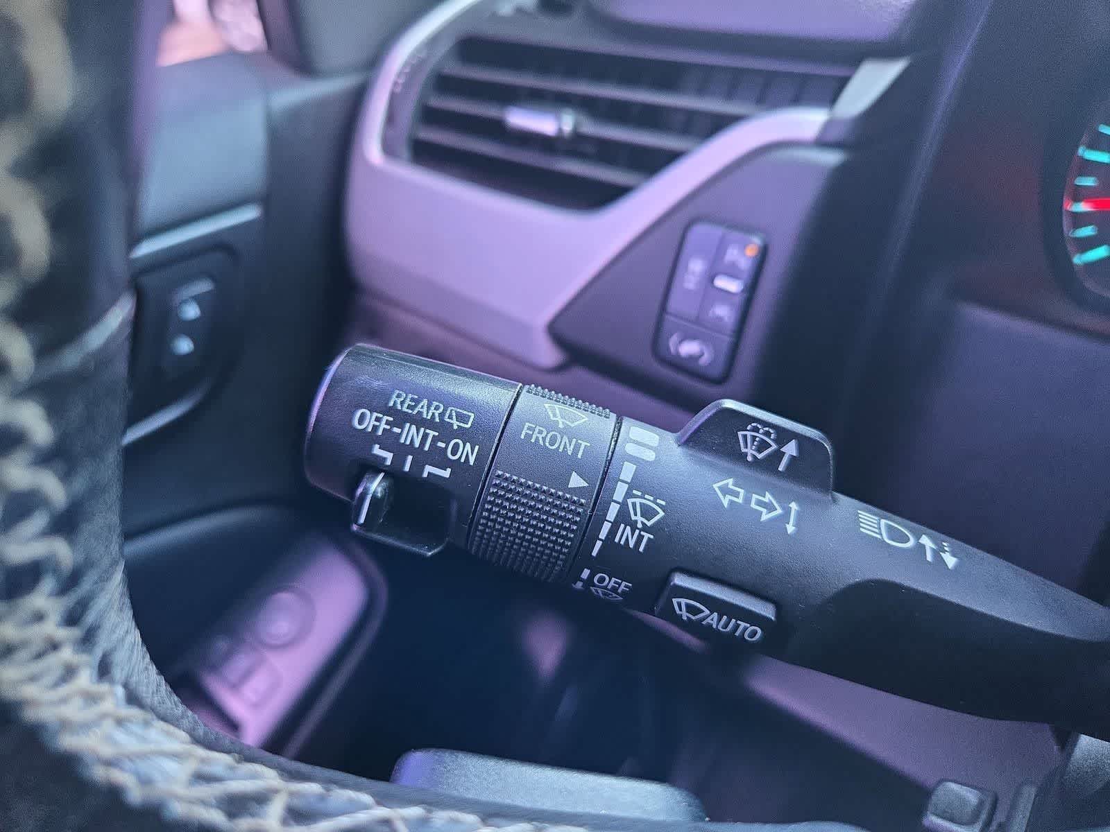 Thumbnail: 2019 GMC Yukon - 26