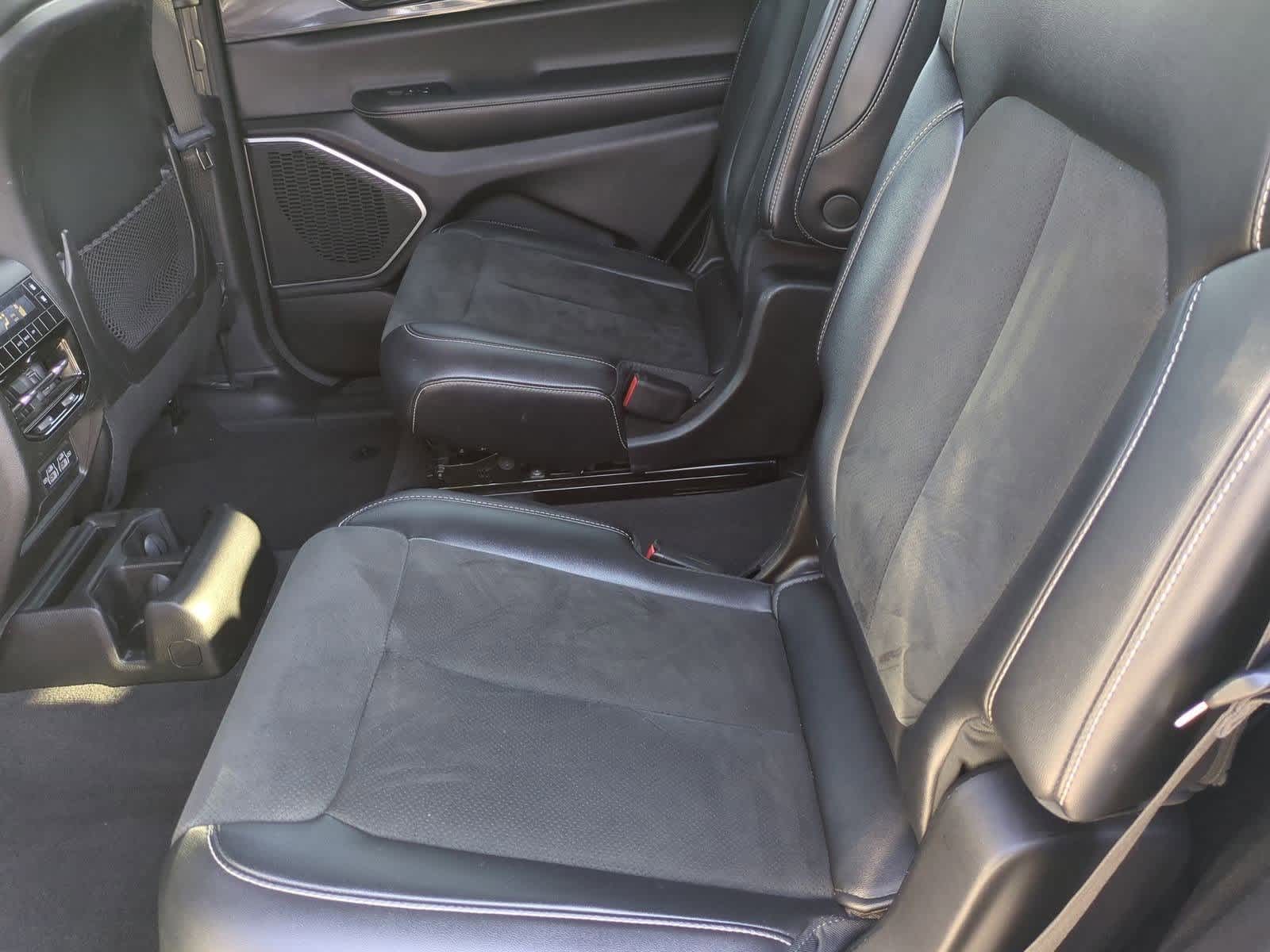 Thumbnail: 2021 Jeep Grand Cherokee L - 18