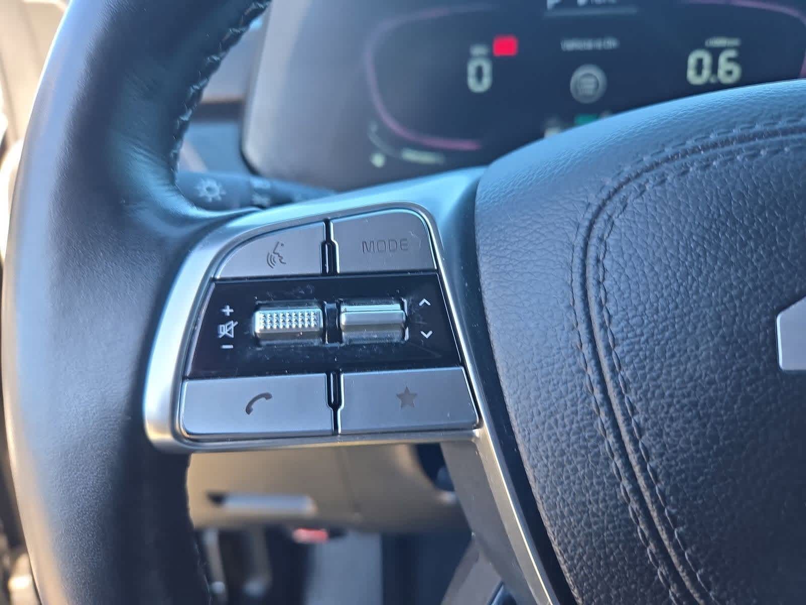 Thumbnail: 2023 Kia Telluride - 24