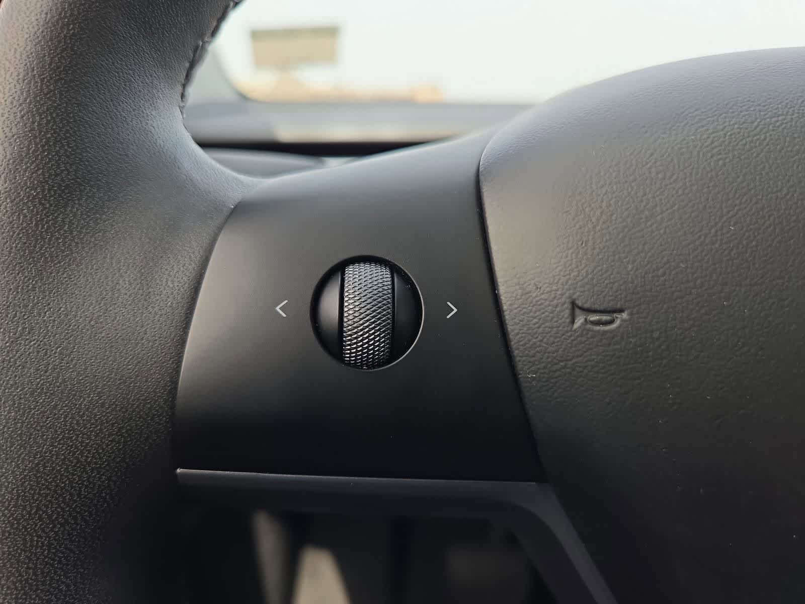 Thumbnail: 2024 Tesla Model Y - 21