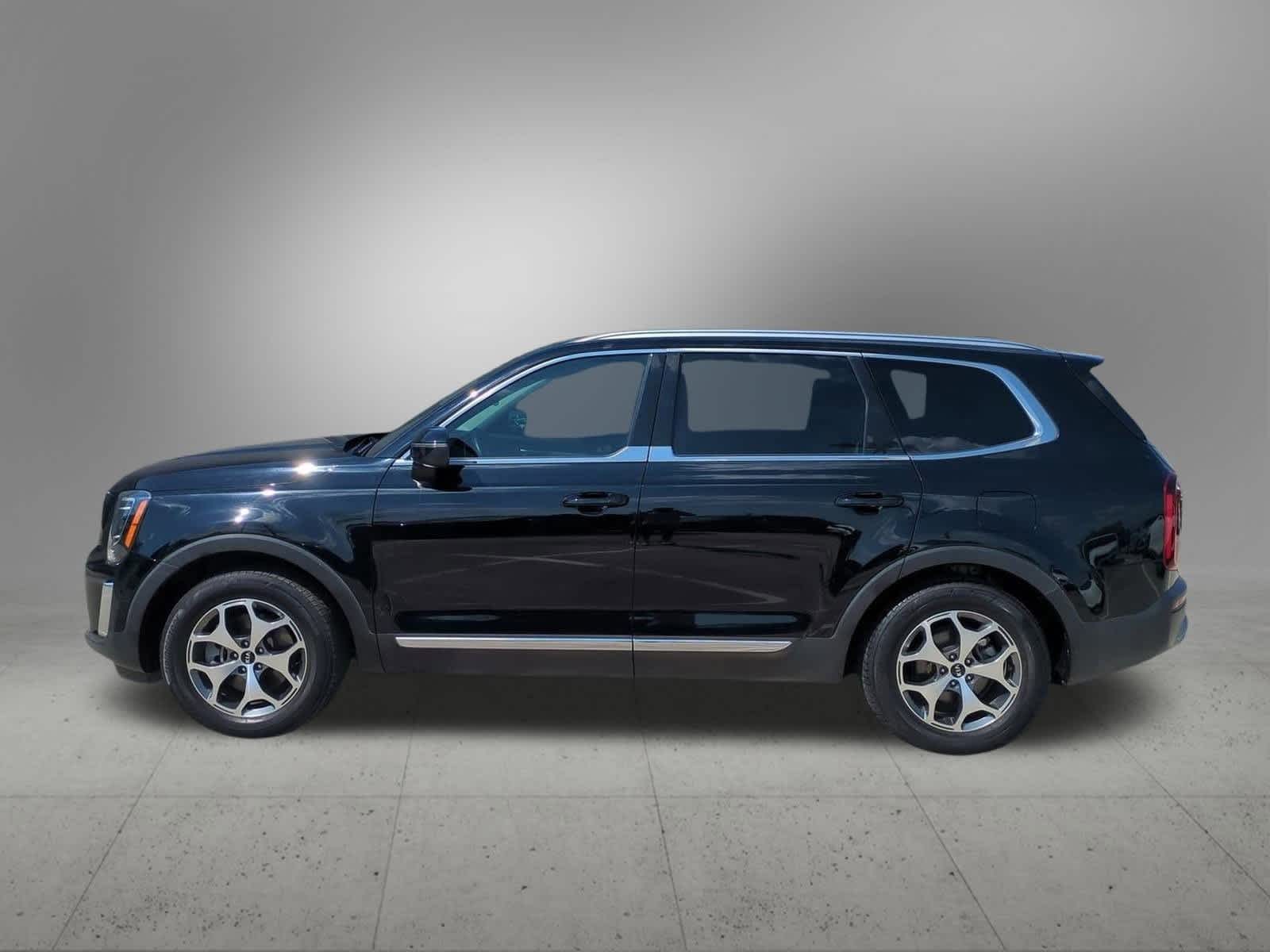 2021 Kia Telluride EX photo 3