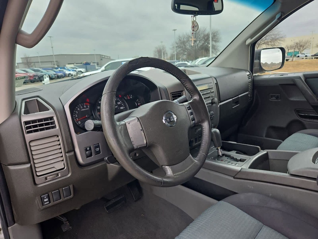 Used 2007 Nissan Titan SE Truck Crew Cab