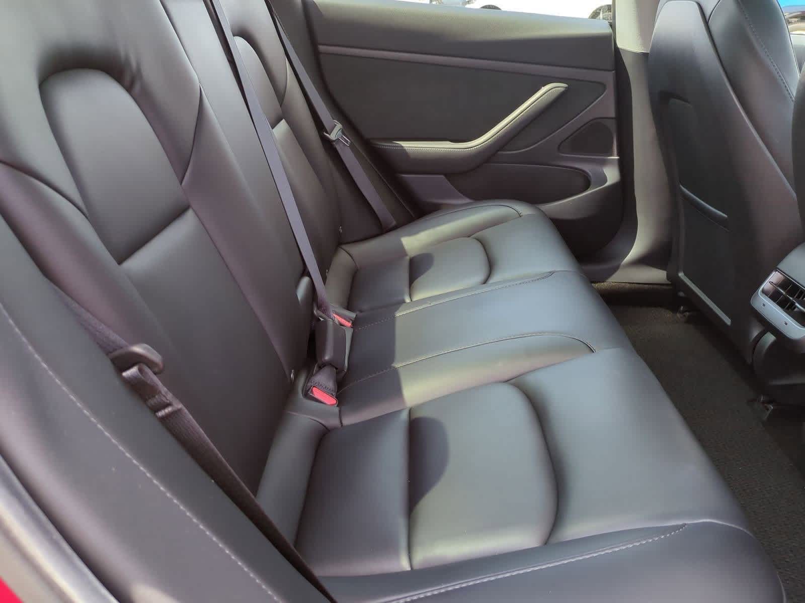 Thumbnail: 2020 Tesla Model 3 - 18