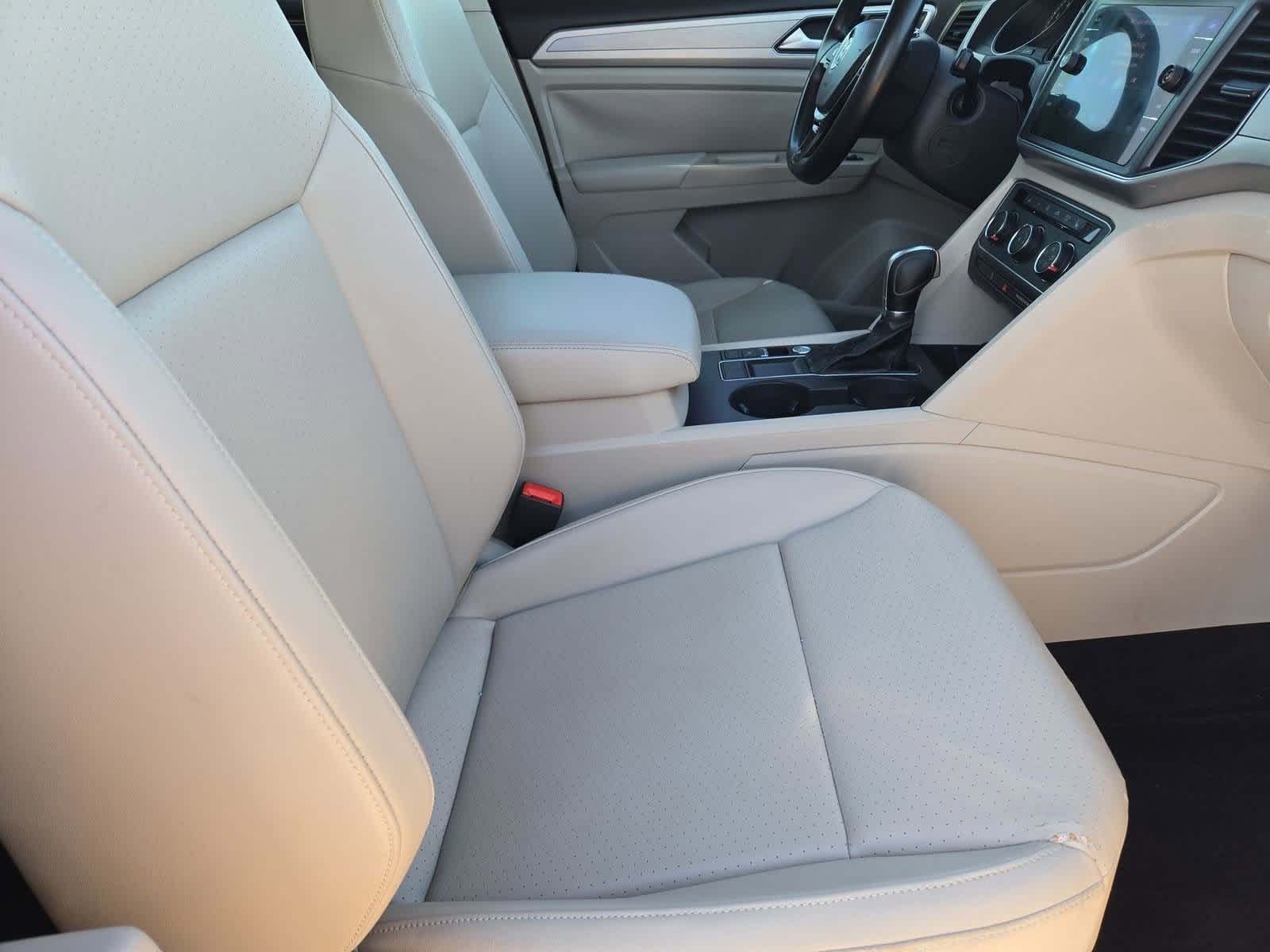 Thumbnail: 2018 Volkswagen Atlas - 21